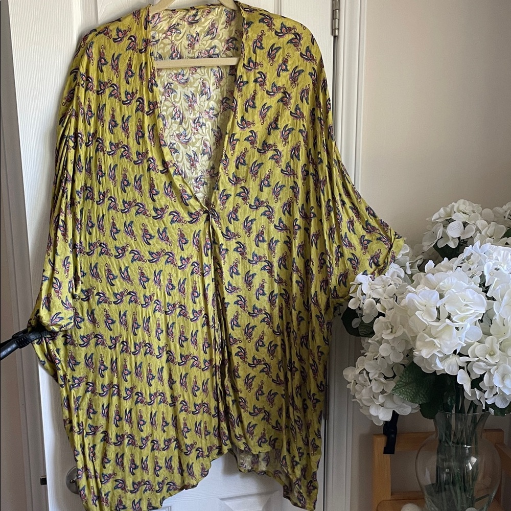 Lemon Lime with Blue Paisley Floral Silk Kimono Blouse